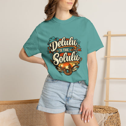 Delulu is the Solulu Retro Graphic Tee