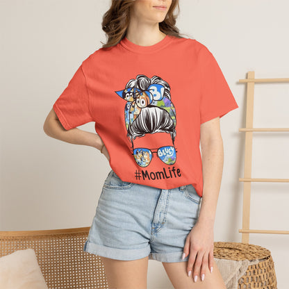#MomLife Graphic T-Shirt