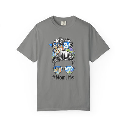 #MomLife Graphic T-Shirt