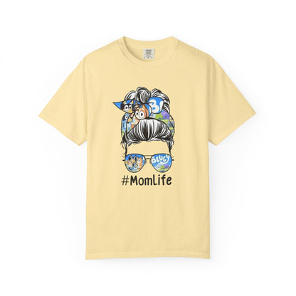 #MomLife Graphic T-Shirt