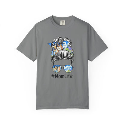 #MomLife Graphic T-Shirt