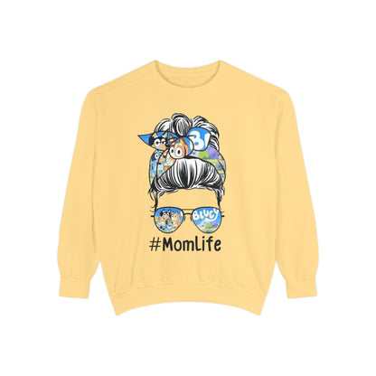#MomLife Messy Bun Graphic Sweatshirt