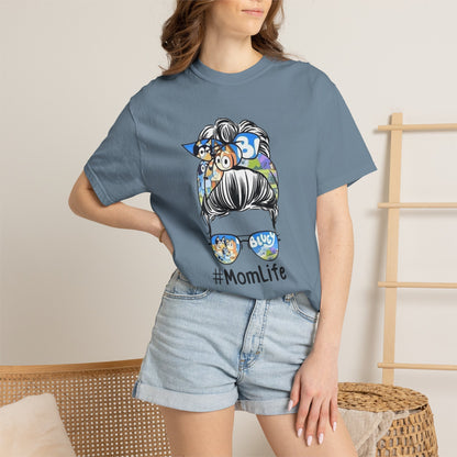 #MomLife Graphic T-Shirt