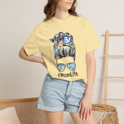 #MomLife Graphic T-Shirt