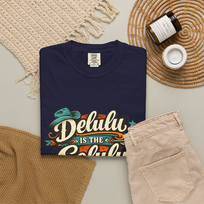 Delulu is the Solulu Retro Graphic Tee