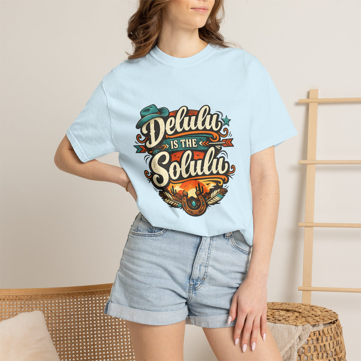 Delulu is the Solulu Retro Graphic Tee