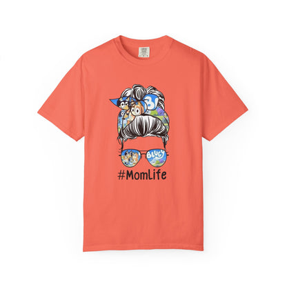 #MomLife Graphic T-Shirt
