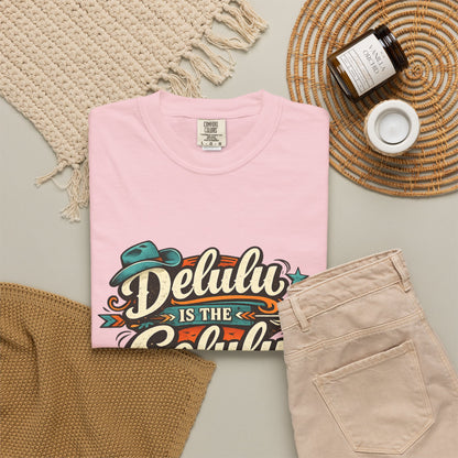 Delulu is the Solulu Retro Graphic Tee