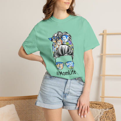 #MomLife Graphic T-Shirt